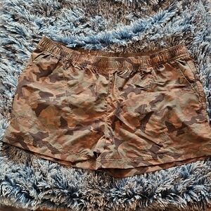 Columbia Women's Camo Cargo Shorts